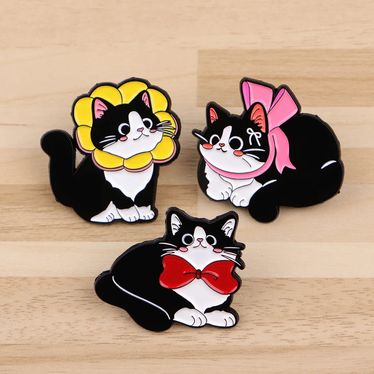Cute Black Cat Enamel Pin Women's Brooch Cartoon Animals Lapel Pins for Backpacks Jeans Brooches Adorn Jewelry Accessories Gifts