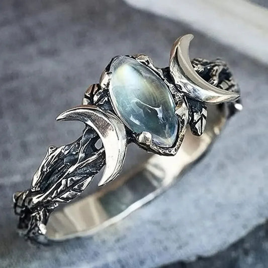 Moonstone Crescent Moon Ring – Vintage Celestial Leaf Band Silver Ring for Women | Witchy Fantasy Aesthetic Jewelry