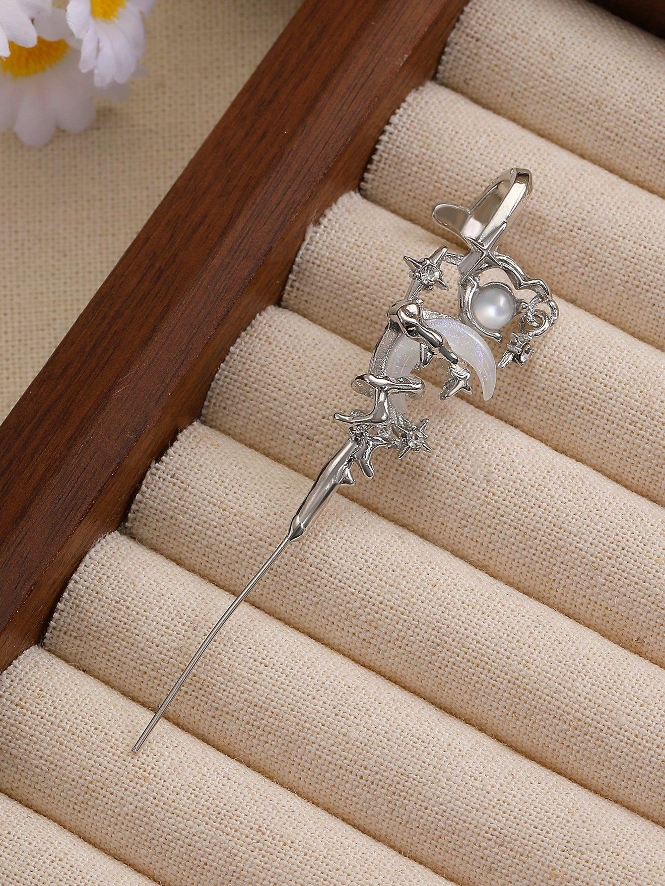 Star & Moon Pierced Earring | Earcuff