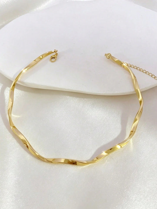 Gold Wave Choker Necklace – Minimalist Sculptural Statement Collar
