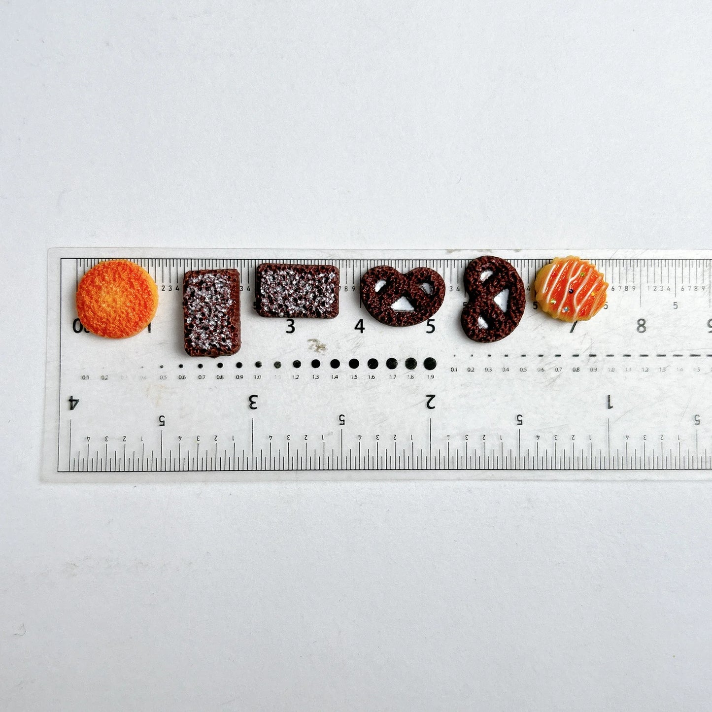 30pcs Food Nail Charms Resin 3D Cute Biscuit Donut Shape