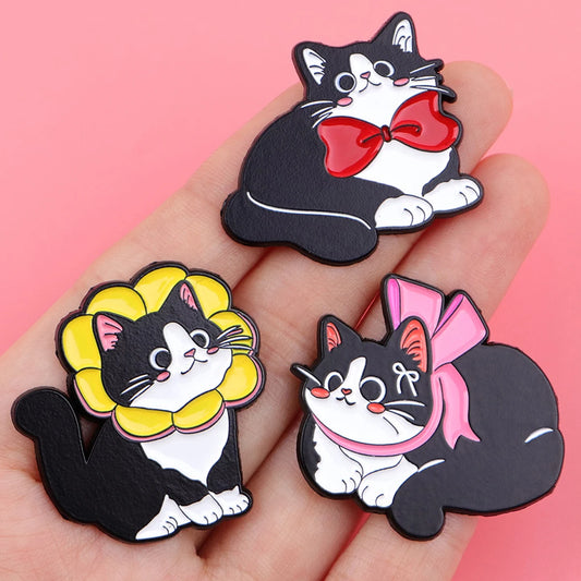 Cute Black Cat Enamel Pin Women's Brooch Cartoon Animals Lapel Pins for Backpacks Jeans Brooches Adorn Jewelry Accessories Gifts